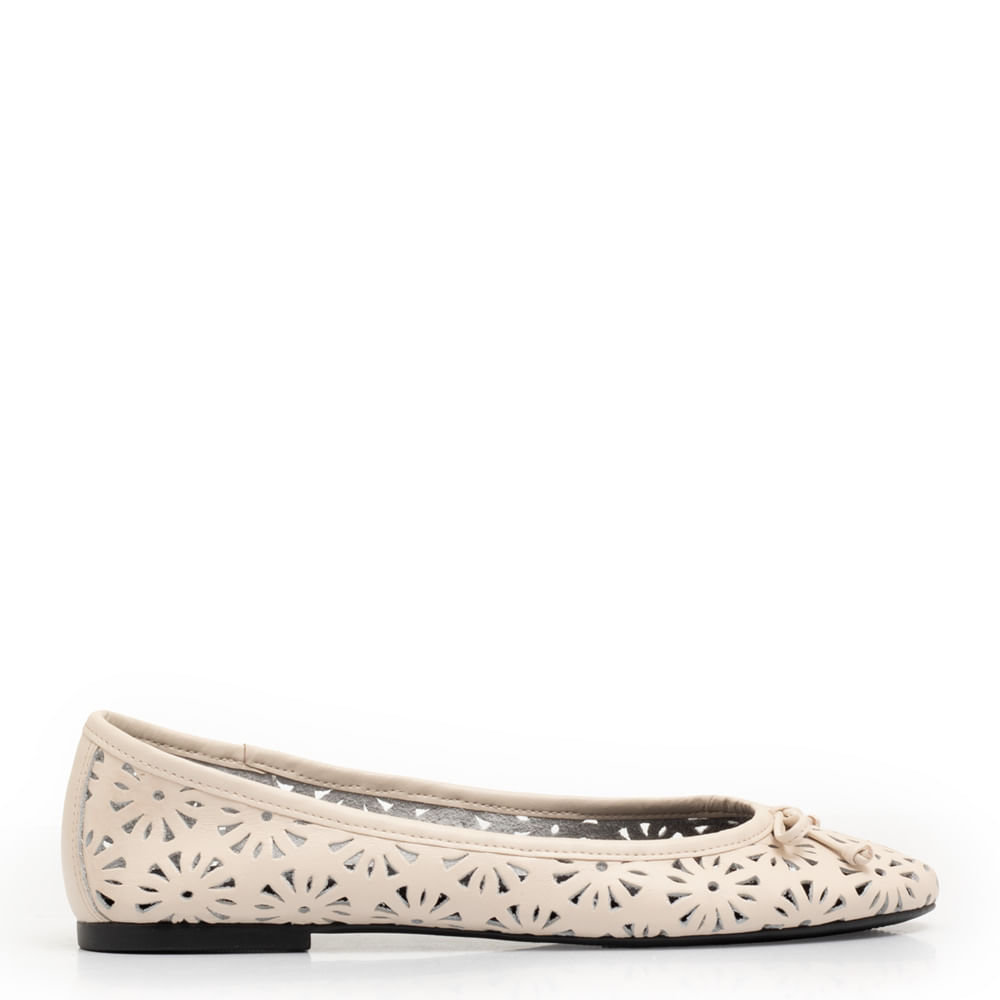 Sapatilha Recortes Off White