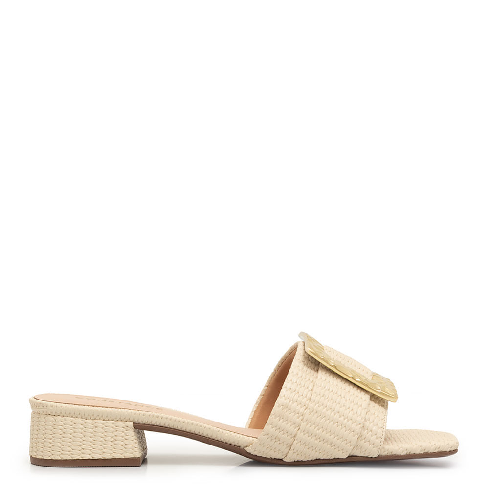 Tamanco Off White Enfeite Quadrado