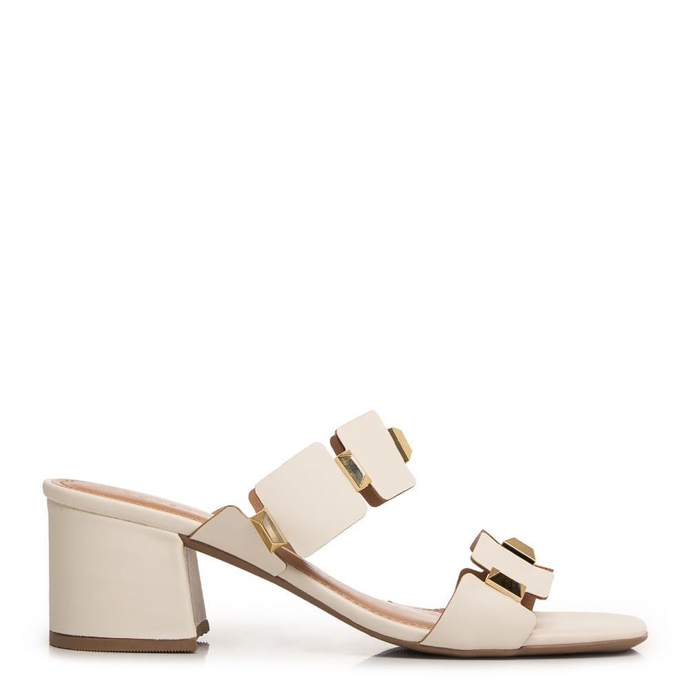 Tamanco Off White Tachas